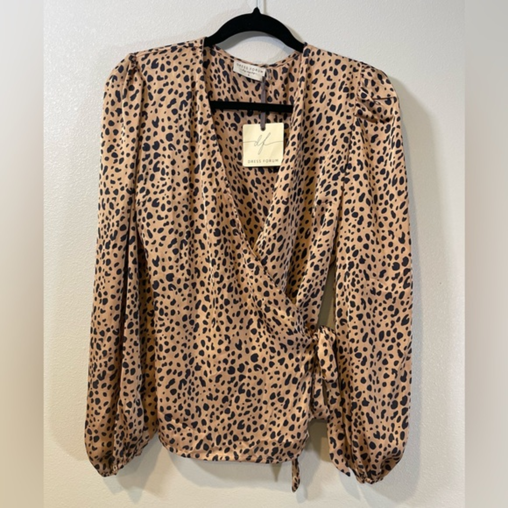 NWT -Dress Forum Tie‎ Wrap Blouse Size Smalll